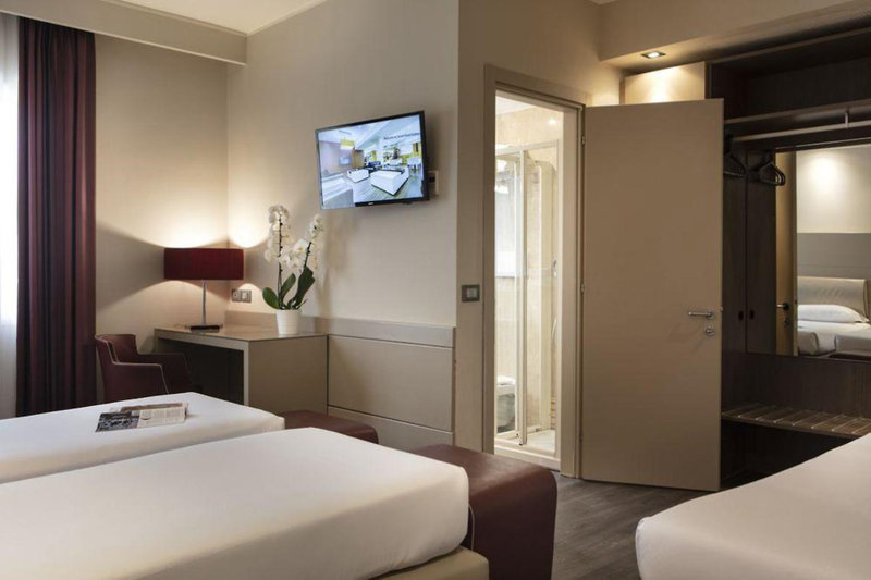 Hotel Antares 2