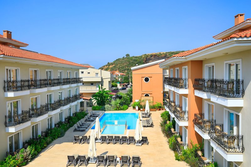 Cactus Club Yali Hotels & Resort 10