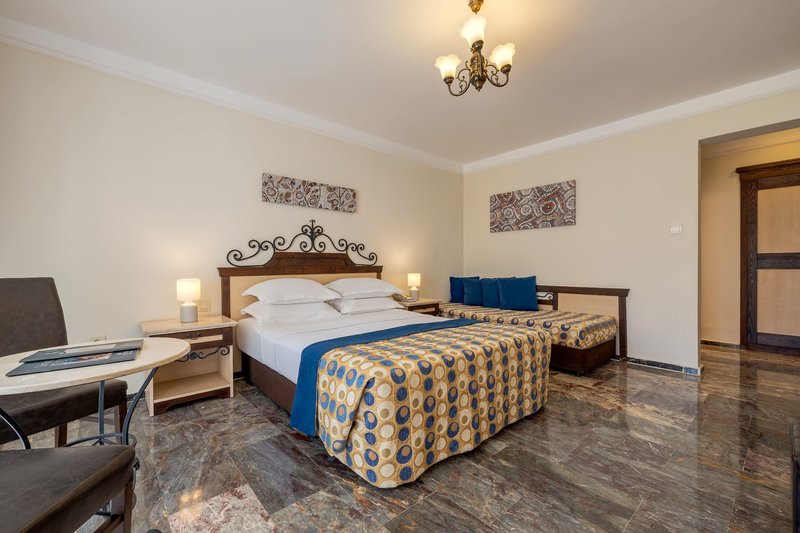 Cactus Club Yali Hotels & Resort 11