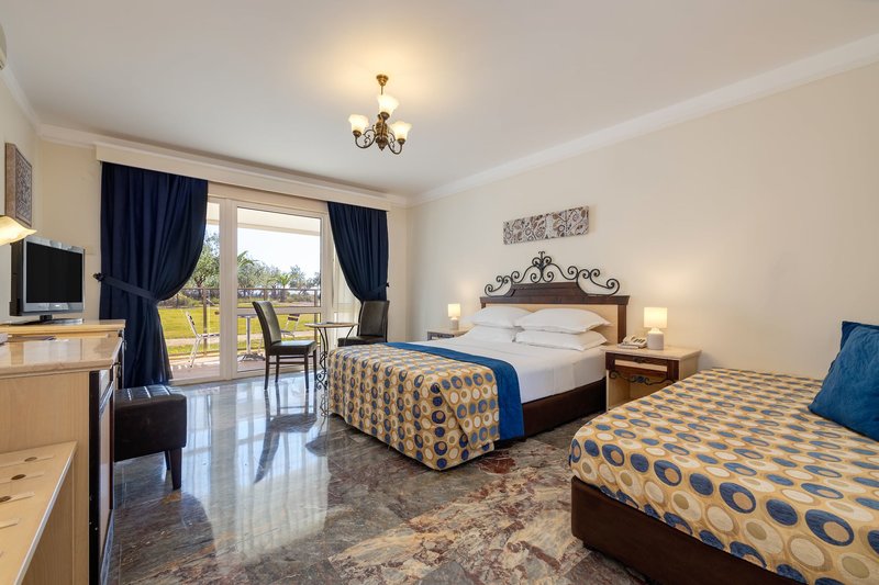 Cactus Club Yali Hotels & Resort 12