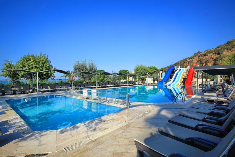 Club Yali Hotels & Resort 9