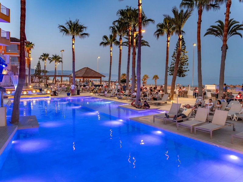 Mediterraneo Bay Hotel & Resort 9