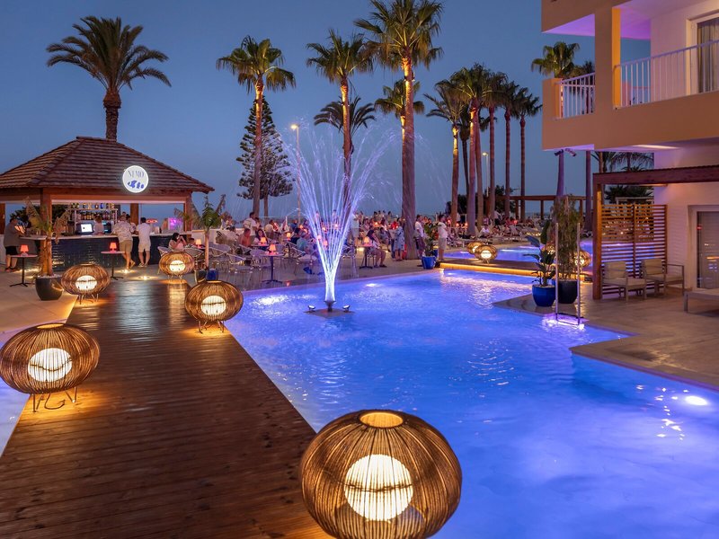 Mediterraneo Bay Hotel & Resort 16