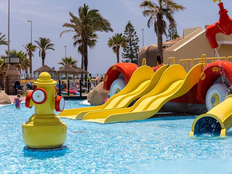 Mediterraneo Bay Hotel & Resort 39