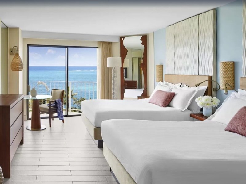 Atlantis Paradise Island - The Coral 47 - Room Example