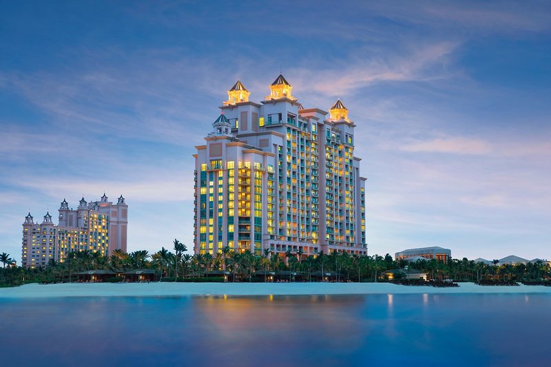 Atlantis Paradise Island - The Cove 1
