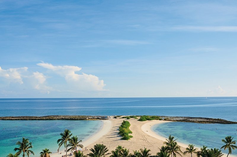Atlantis Paradise Island - The Cove 4