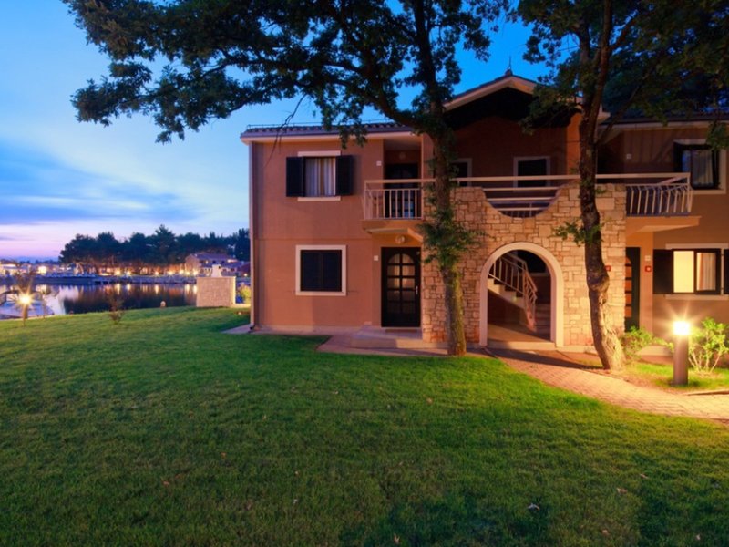 Apartments Amfora Plava Laguna 3