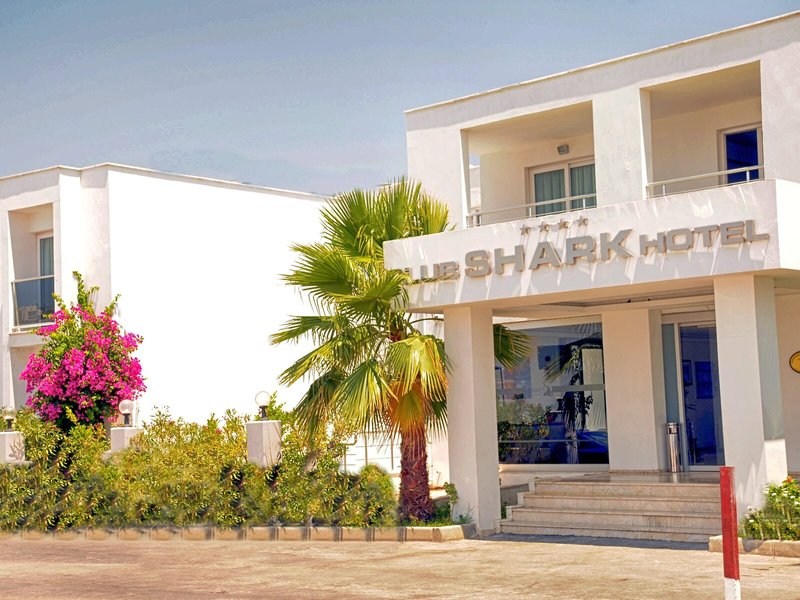 Shark Club Hotel 3
