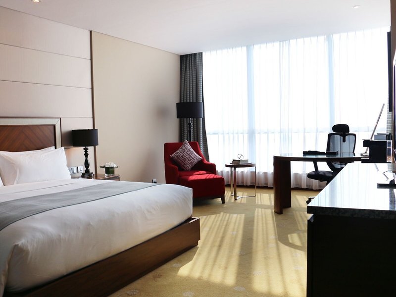 Intercontinental Hanoi Landmark 72 37