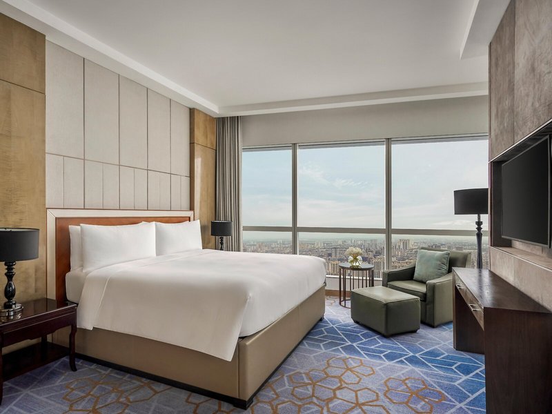 Intercontinental Hanoi Landmark 72 44