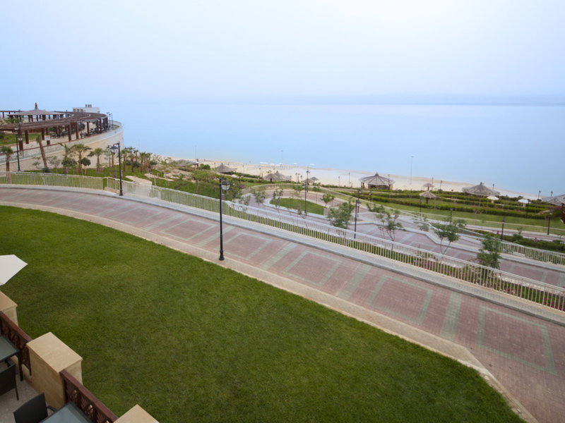 Crowne Plaza Jordan - Dead Sea Resort & Spa 9