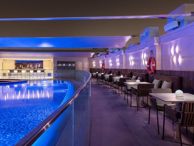 Crowne Plaza Doha - The Business Park 8