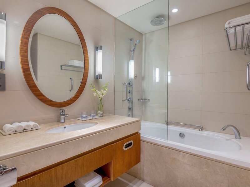 Crowne Plaza Doha - The Business Park 44