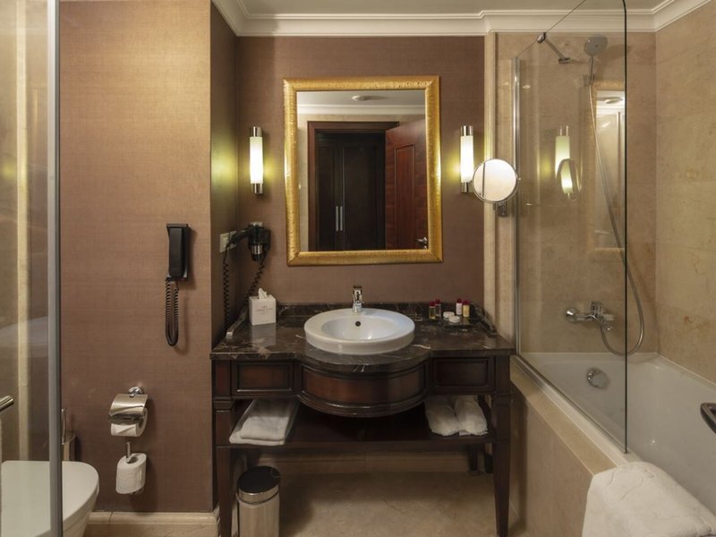 Crowne Plaza Hotel Istanbul - Asia 42