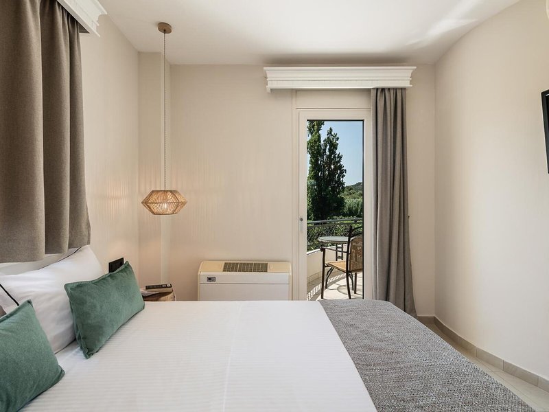 Caldera Theros Villas Chania 4