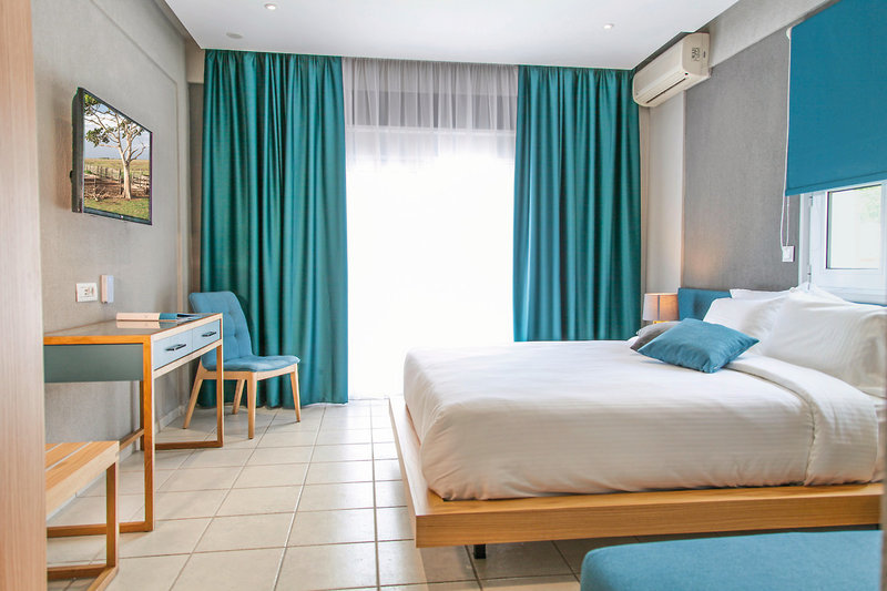 Royal Hotel and Suites 19