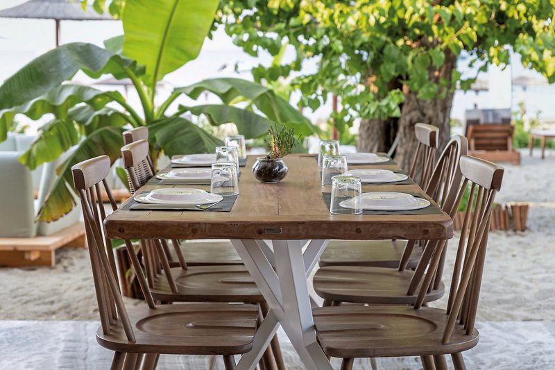 Royal Hotel & Apartments 35