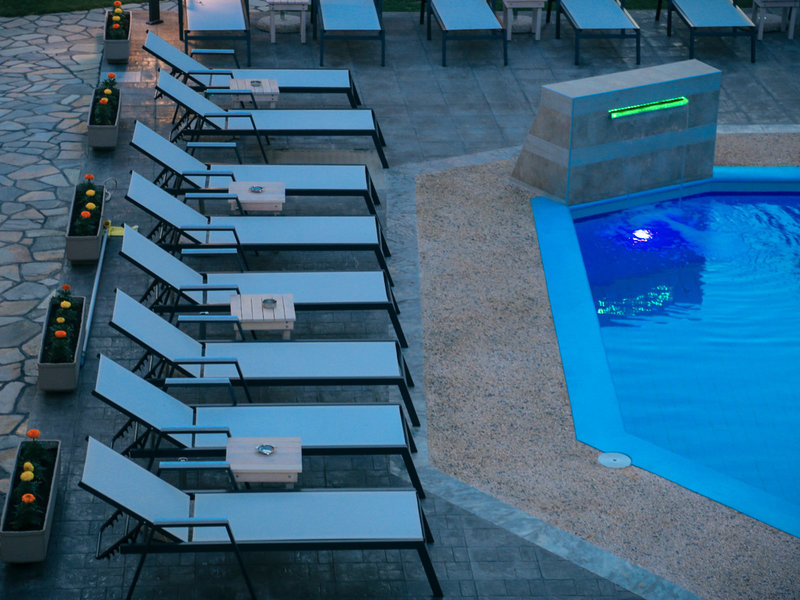 Royal Hotel and Suites 5