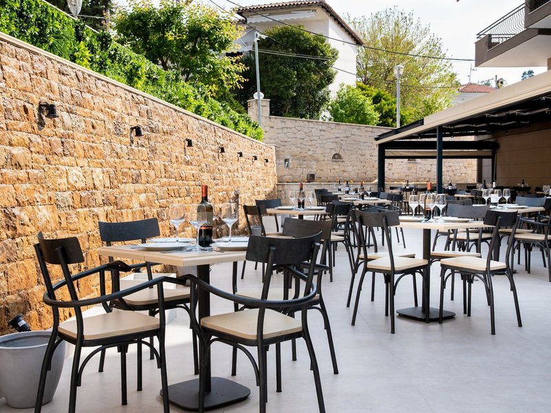 Royal Hotel and Suites 29