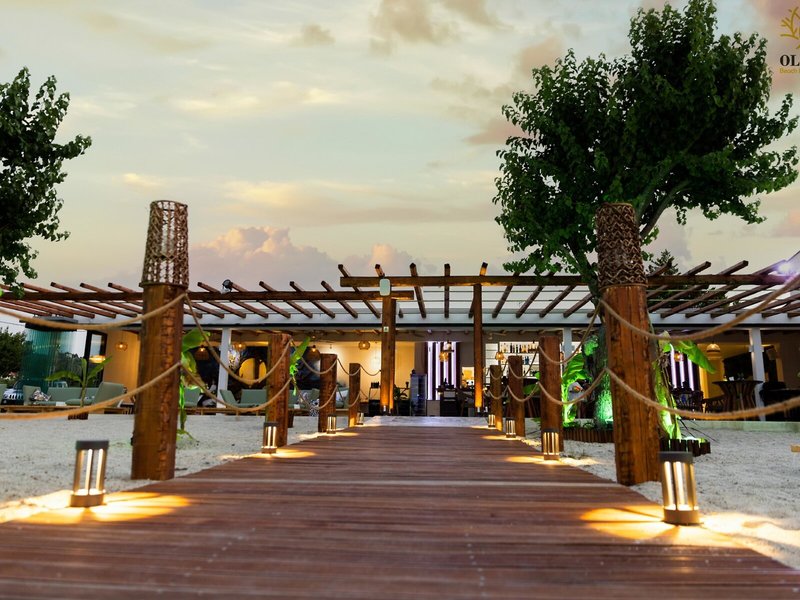 Royal Hotel and Suites 34