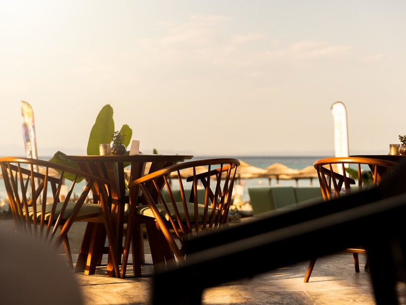 Royal Hotel and Suites 35