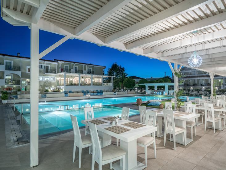 Zante Park Resort & Spa 6