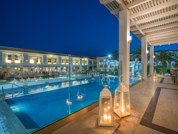 Zante Park Resort & Spa 7