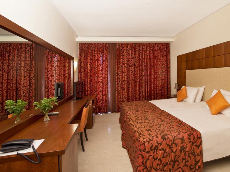 Zante Park Resort & Spa 13