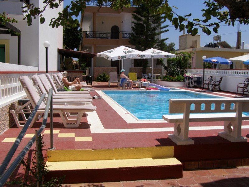 Eleni Apartments 1