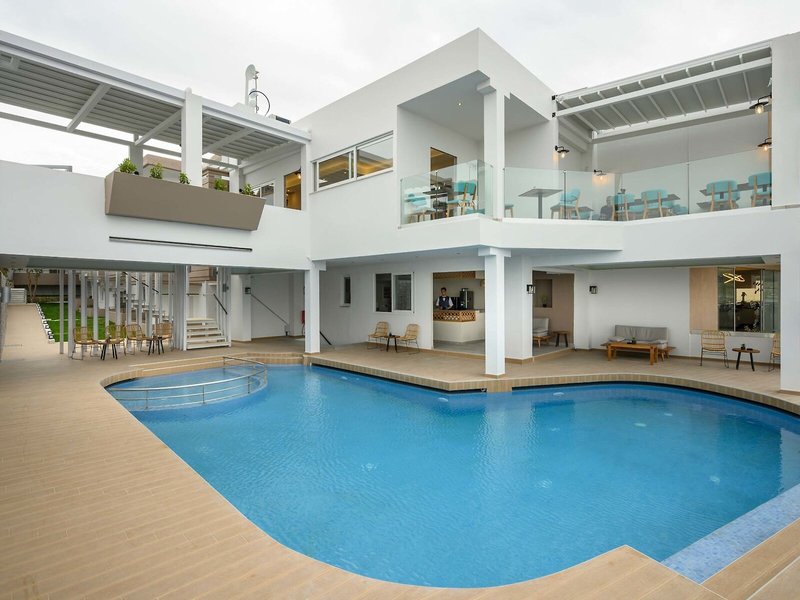 Mare Boutique 7
