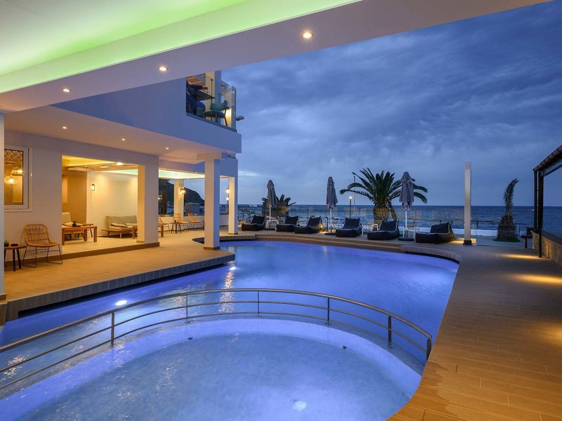 Mare Boutique 19