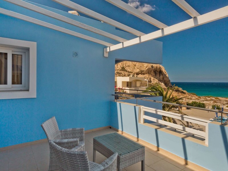 Royal Beach Hotel 25