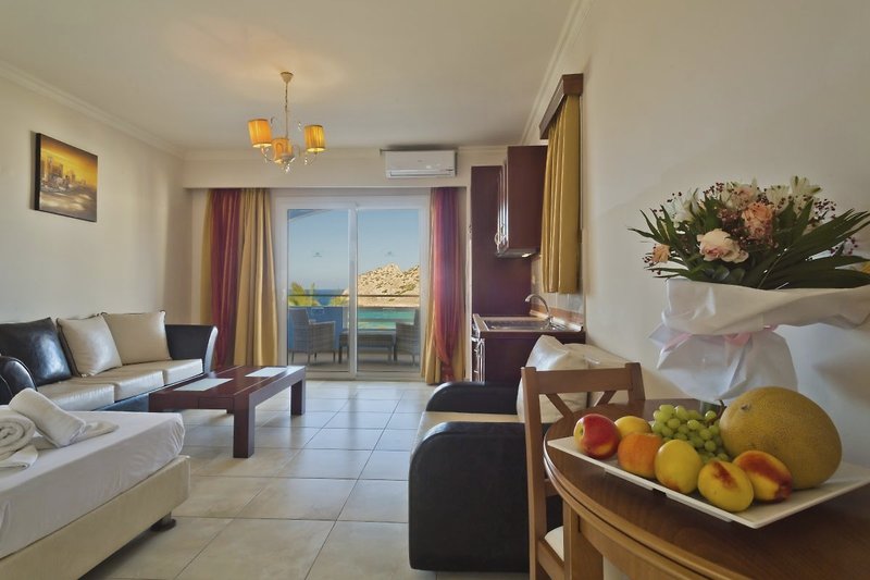 Royal Beach Hotel 14