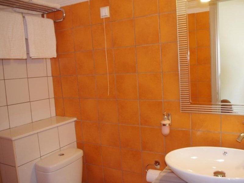 Kamari Blu Boutique Hotel 25