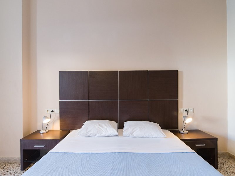 Kamari Blu Boutique Hotel 13