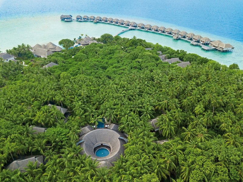 Dusit Thani Maldives 3