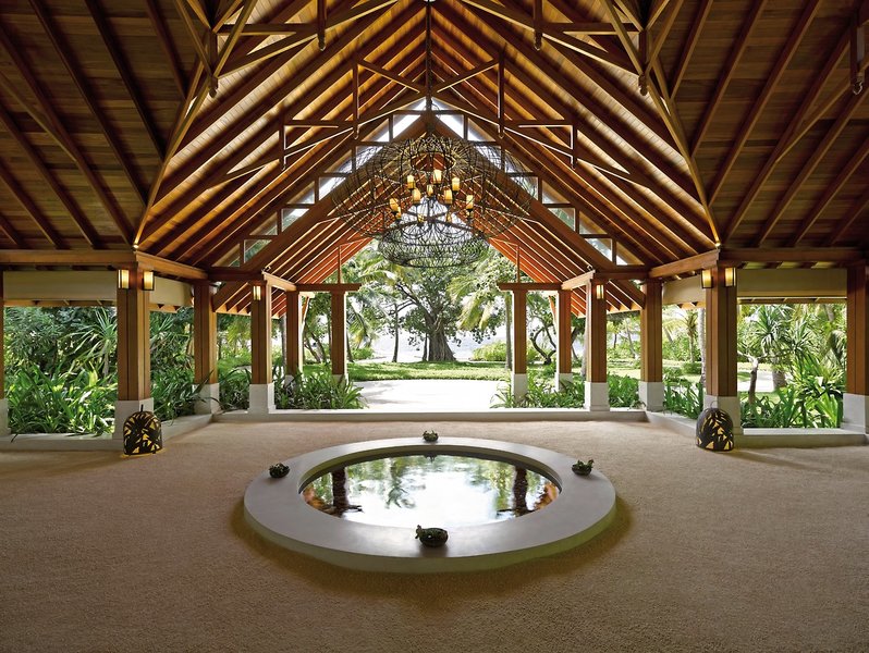 Dusit Thani Maldives 28