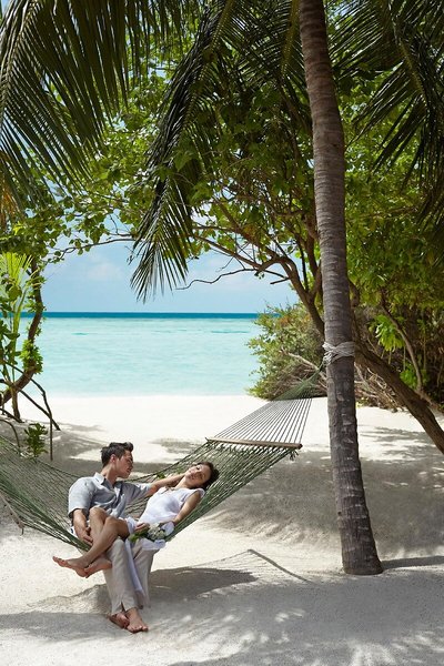 Dusit Thani Maldives 12