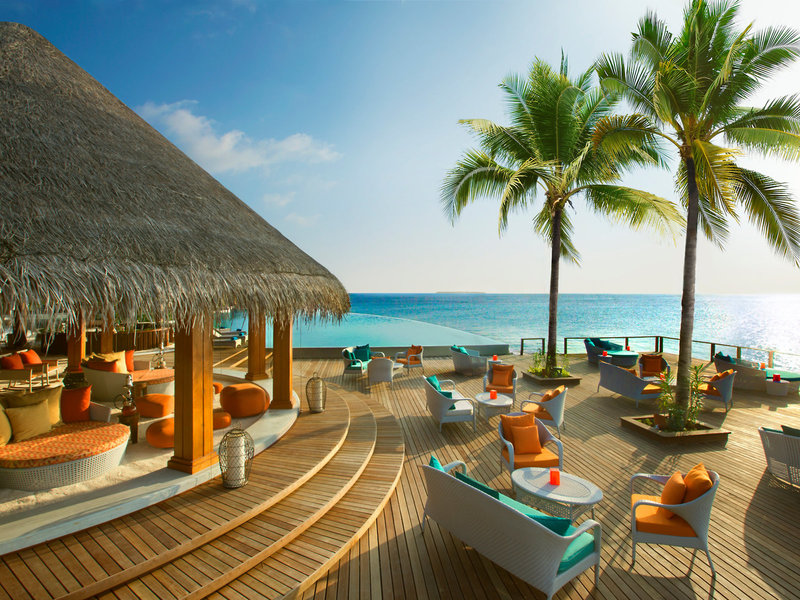 Dusit Thani Maldives 14