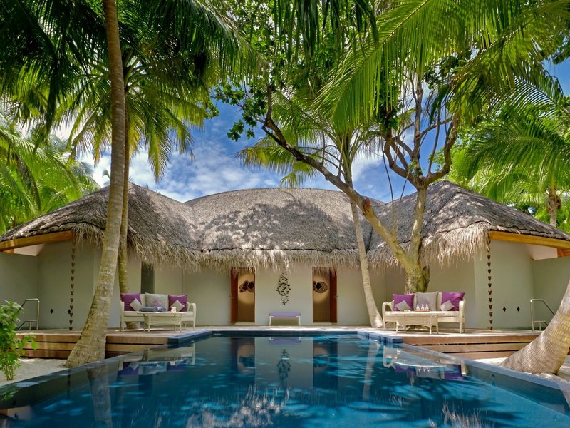 Dusit Thani Maldives 32