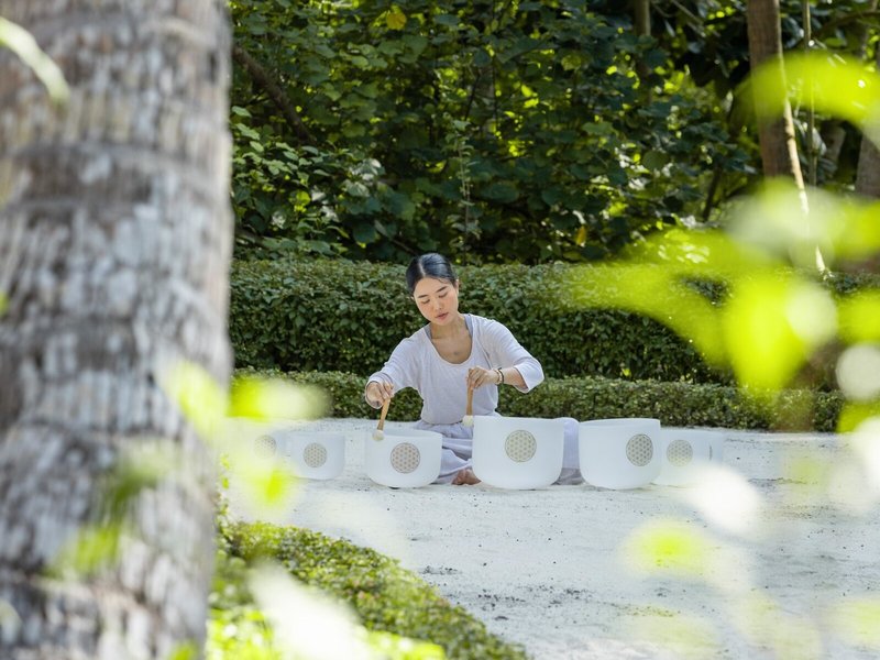Dusit Thani Maldives 38