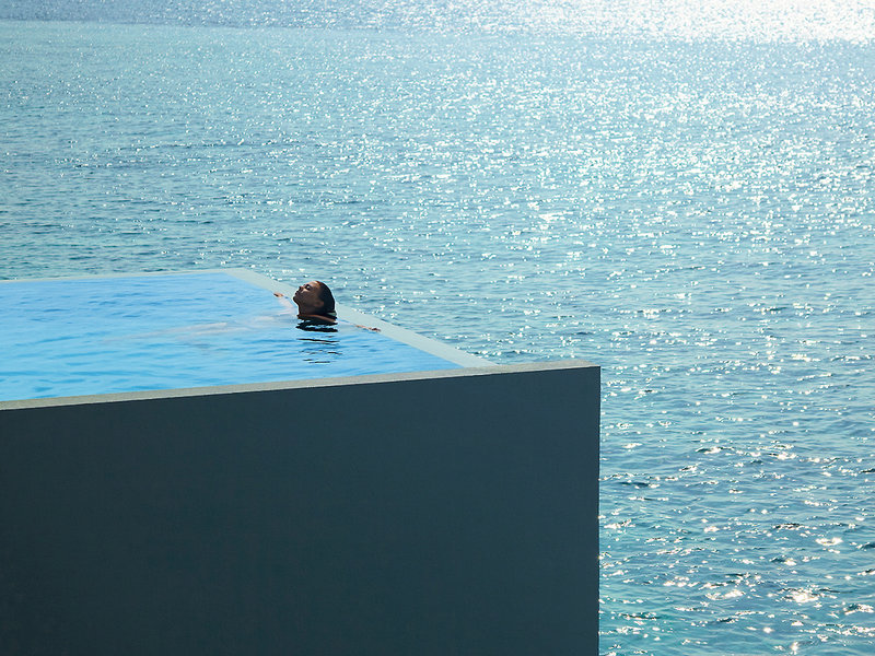 Dusit Thani Maldives 14