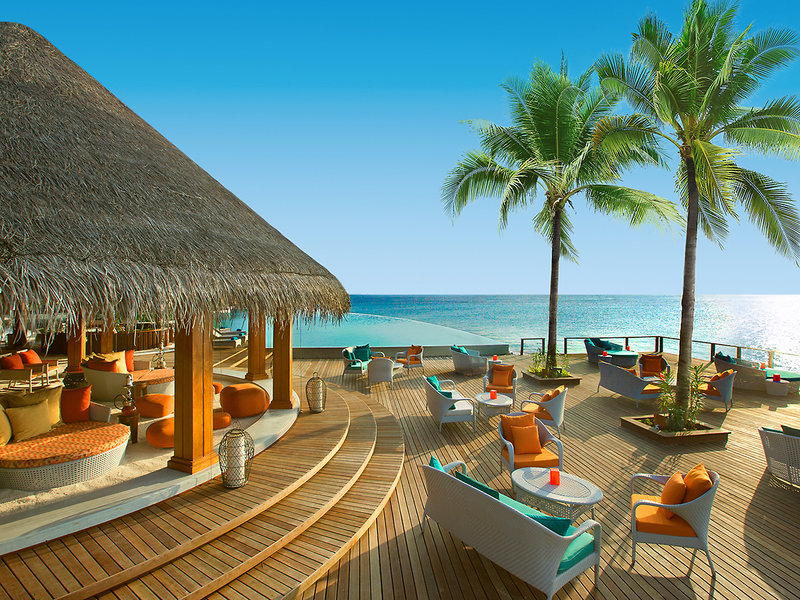 Dusit Thani Maldives 21