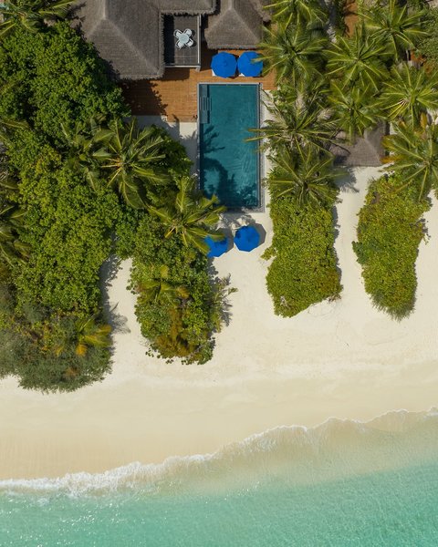 Dusit Thani Maldives 5
