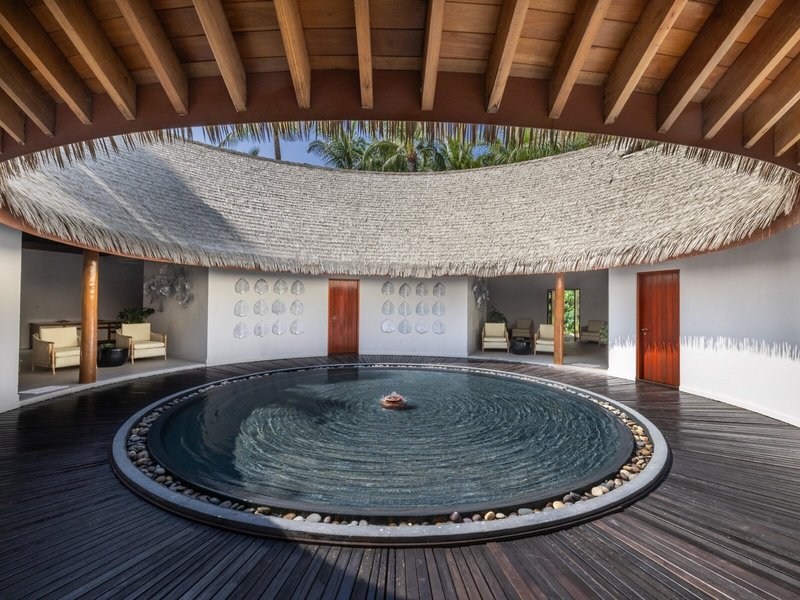 Dusit Thani Maldives 44