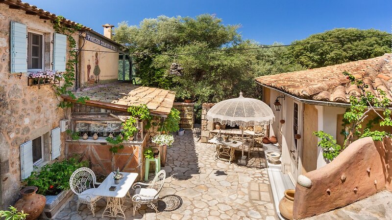 Pavezzo Country Retreat 3 - Exterior