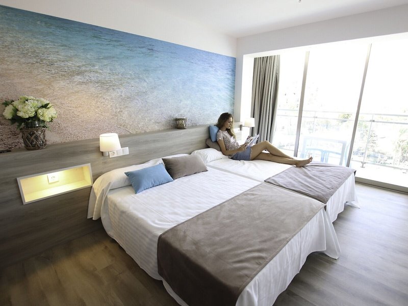 Ohtels Roquetas 34
