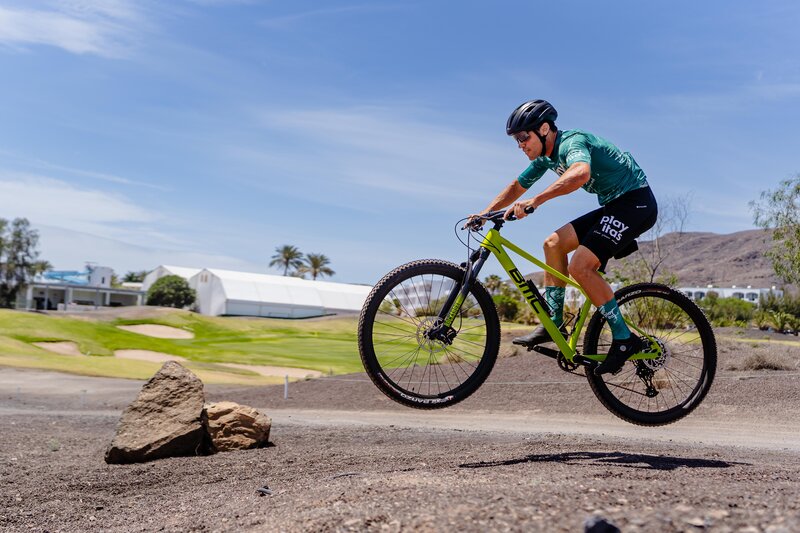 Aparthotel Playitas 71