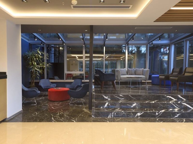 Holiday Inn Express Istanbul - Altunizade 5